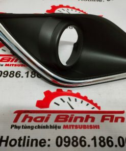 ỐP ĐÈN GẦM OUTLANDER (16-19)