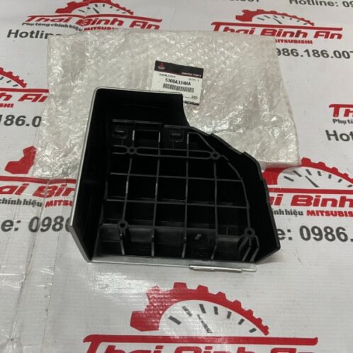 Ốp bậc lên xuống Triton