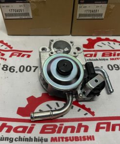 Bơm tay nhiên liệu Pajero Sport