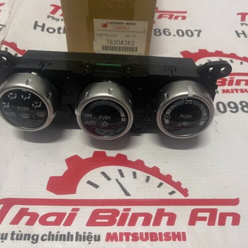 Cụm điều khiển điều hòa Pajero Sport