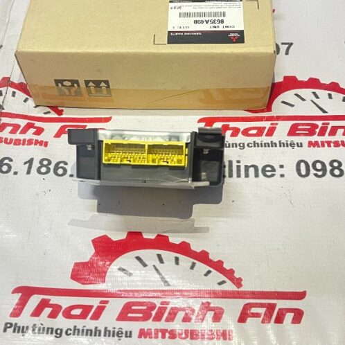 Hộp túi khí Triton 8635A490
