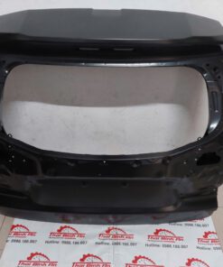 cửa cốp mitsubishi xpander 2024